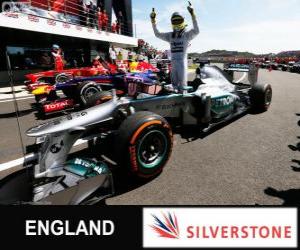 yapboz Nico Rosberg 2013 İngiltere Grand Prix yaptığı zafer kutluyor